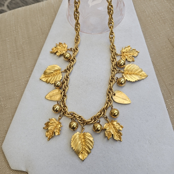 Napier Vintage Necklace with Golden Leaves and Beads STUNNING RARE - Picture 4 of 15
